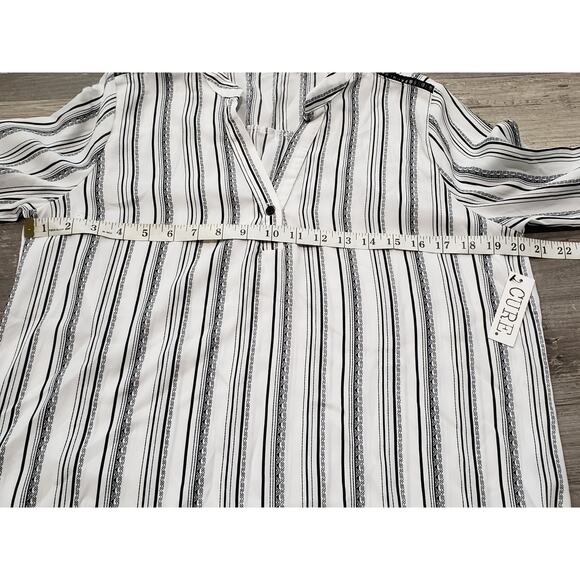 Cure Black & White Striped Cutout Design V Neck Blouse - Picture 10 of 11